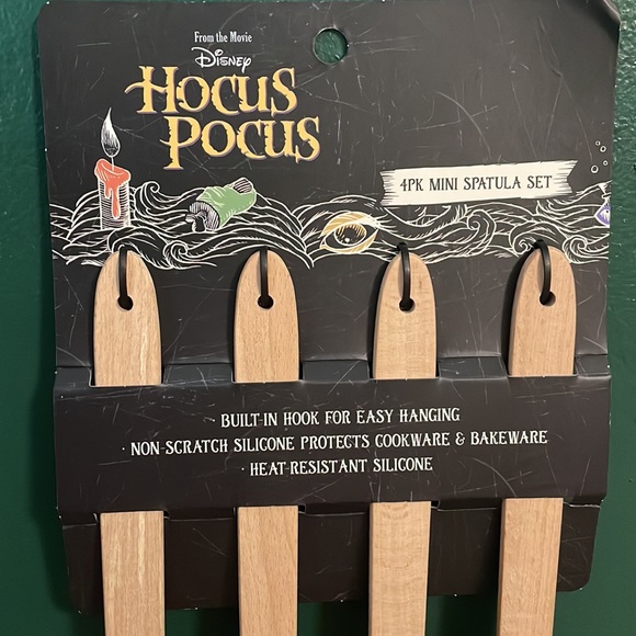 Hocus Pocus 4pk mini spatula set. Disney Halloween - Picture 3 of 9
